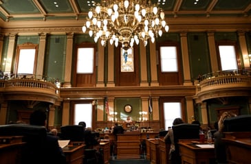 COLEG__3AO9465xx-900x0-c-default