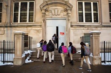 merlin_93602810_63b2a6bd-d7fe-4fda-b06d-3c0f040d6a33-jumbo